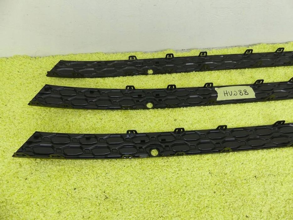 listwa zderzaka tył audi a3 8y rs3 20r- nówa