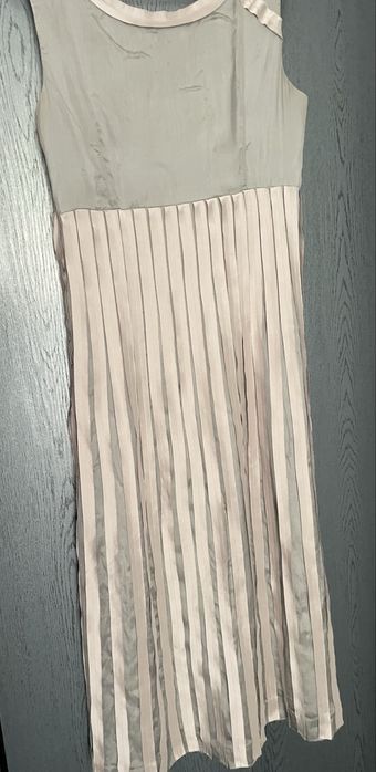 piękna sukienka Monnari r.38