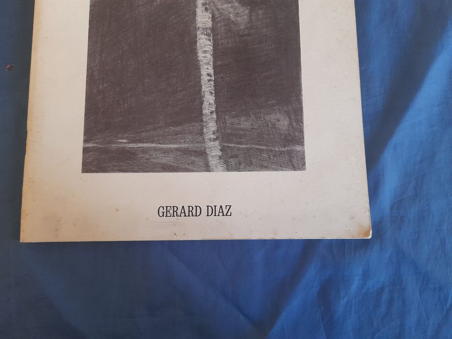 Catálogo antigo de desenhos a carvão de Gerard Diaz