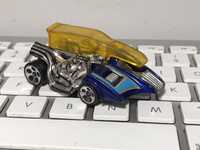 Hotwheels resorak autko