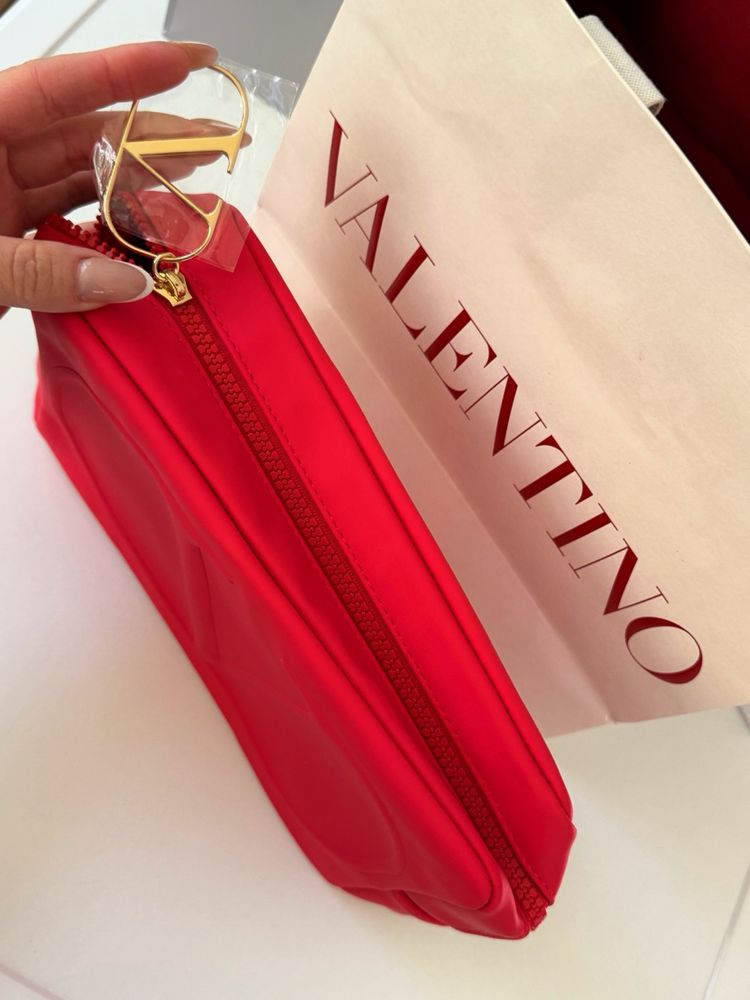 Клатч (косметичка)Valentino оригінал