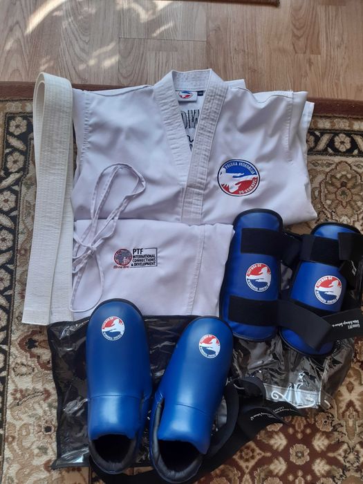 Sprzedam strój  do TAEKWON-DO