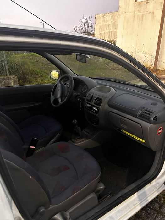 Renault clio  1.9D