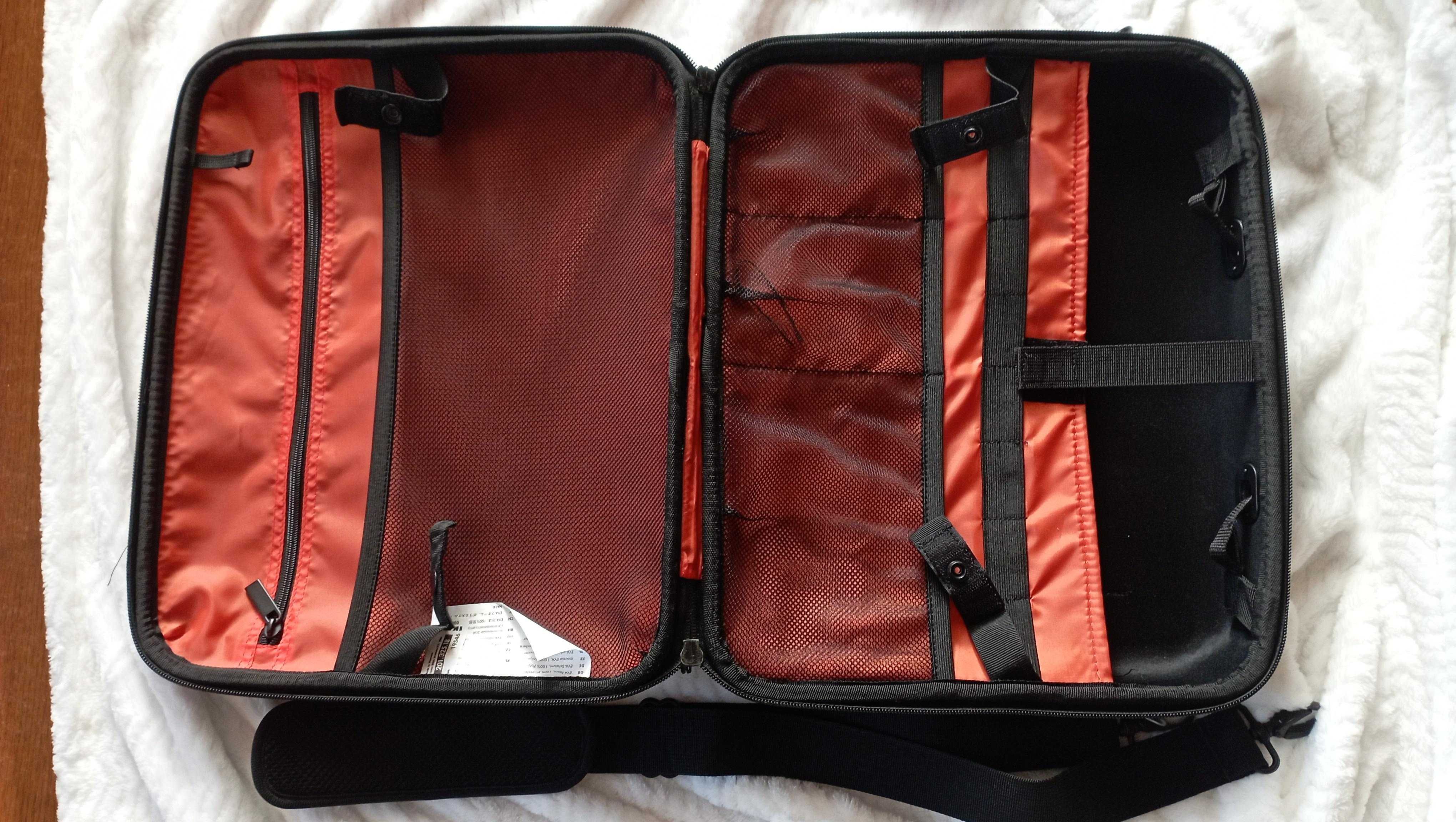 NOWA torba * walizka na laptopa z licznymi kieszonkami i paskiem