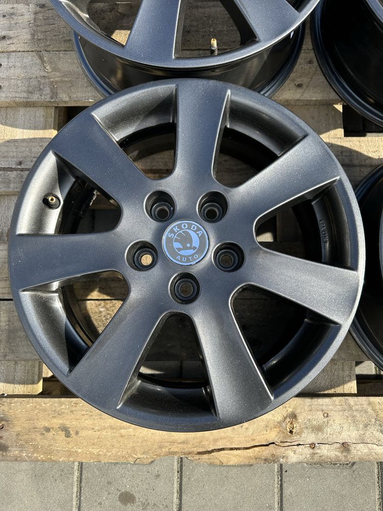 5x112 skoda vw audi 6j x 16" et50 jak nowe Borbet
