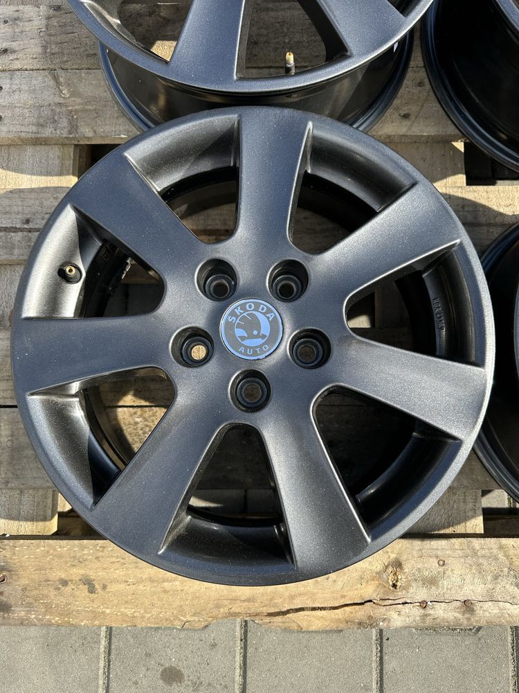 5x112 skoda vw audi 6jx16 et50 jak nowe Borbet