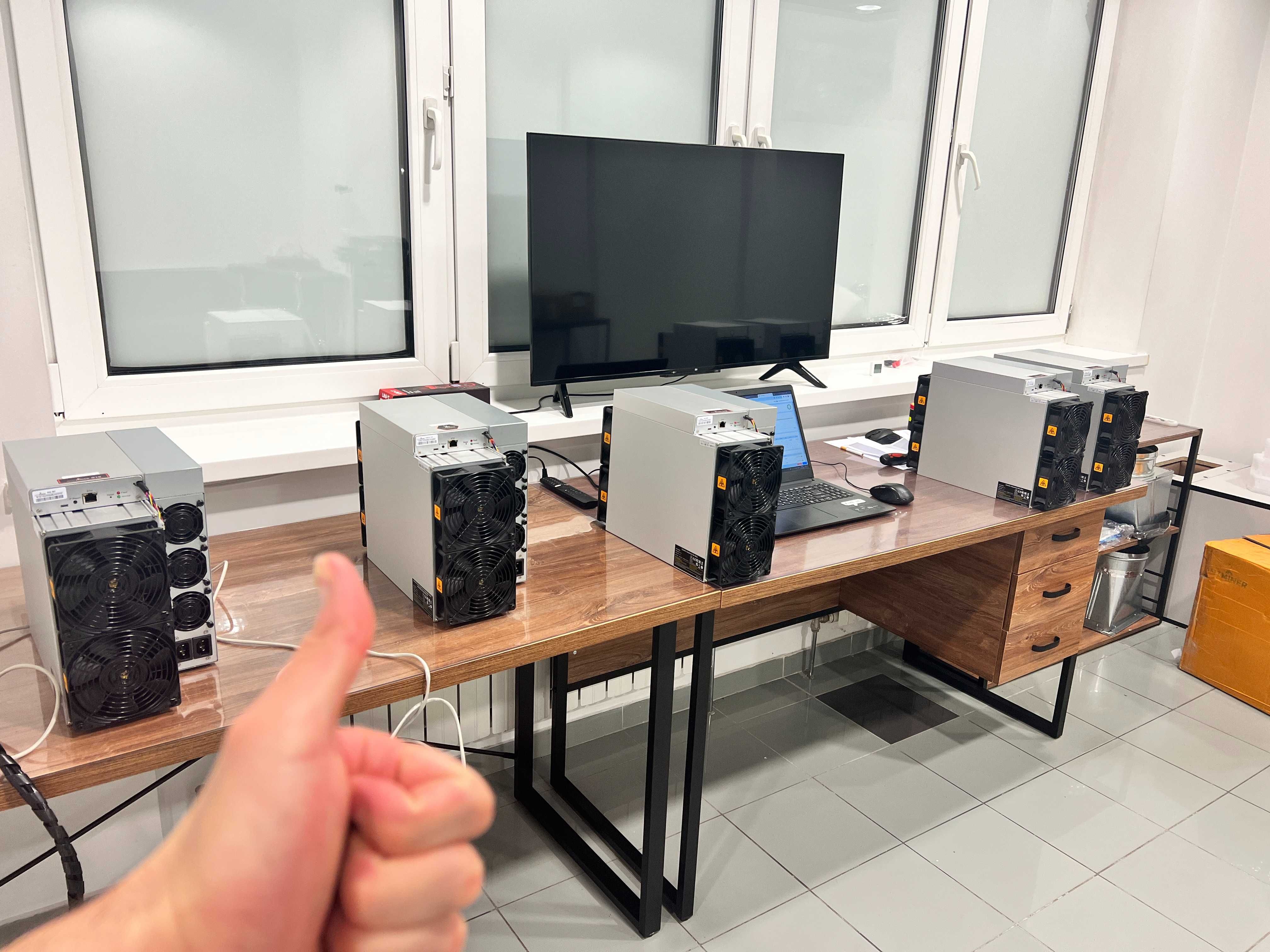 NEW Майнер! Asic Bitmain Antminer S21 195 Th miner + Гарантія
