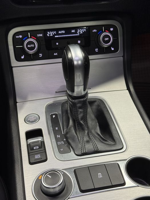 Продам Volkswagen Touareg 3.6 FSI V6 2017