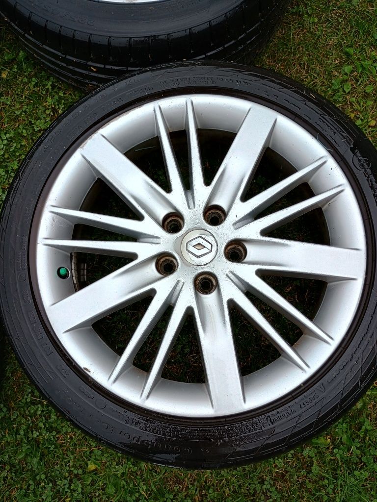 Koła felgi 225 45 R18 Celsium Laguna III