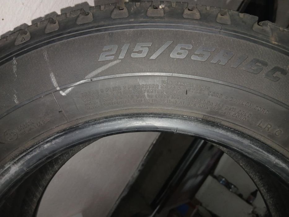 215/65R16 goodyear