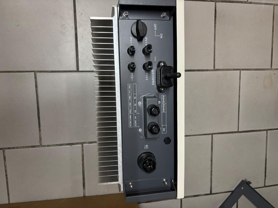 Inwerter falownik trójfazowy Sofar Solar 8,8