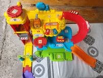 Garaż tut tut autka vtech
