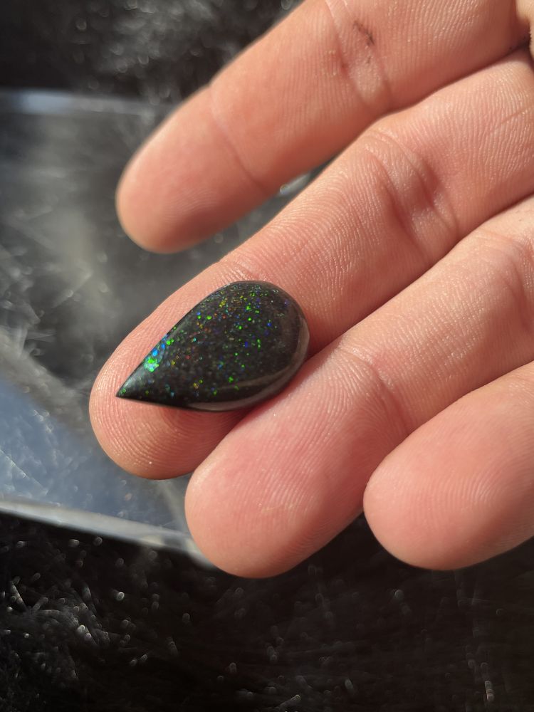 Opal Andamoka  7,7 Ct