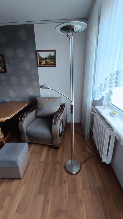 Lampa podłogowa stojąca