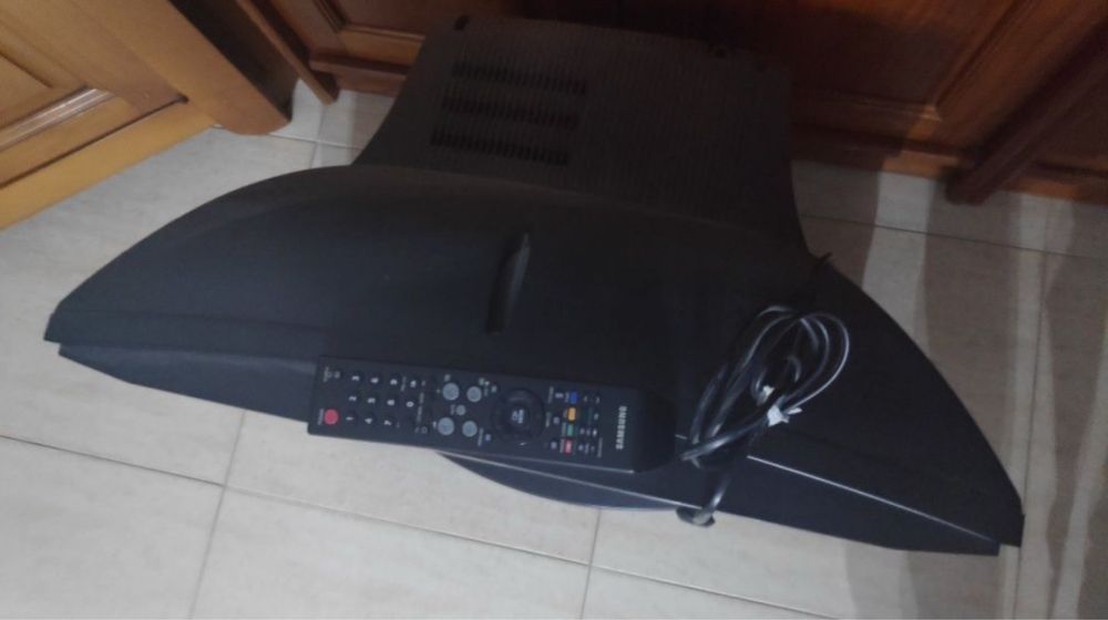 TV antiga Funcional - Samsung