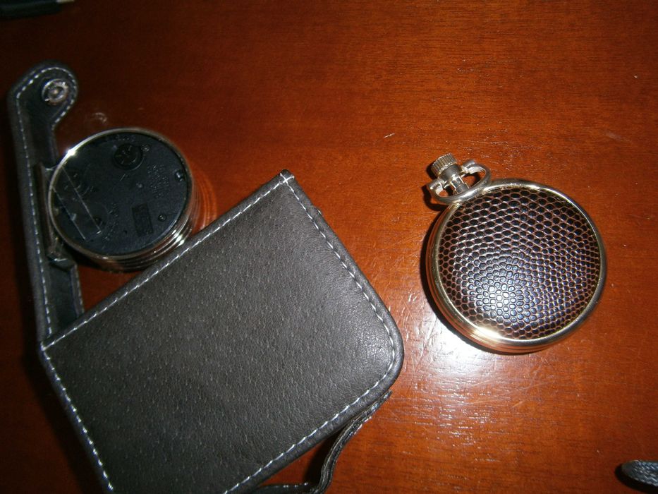 Zegarek zabytkowy rosyjski antyczny + drugi na baterię nowy !