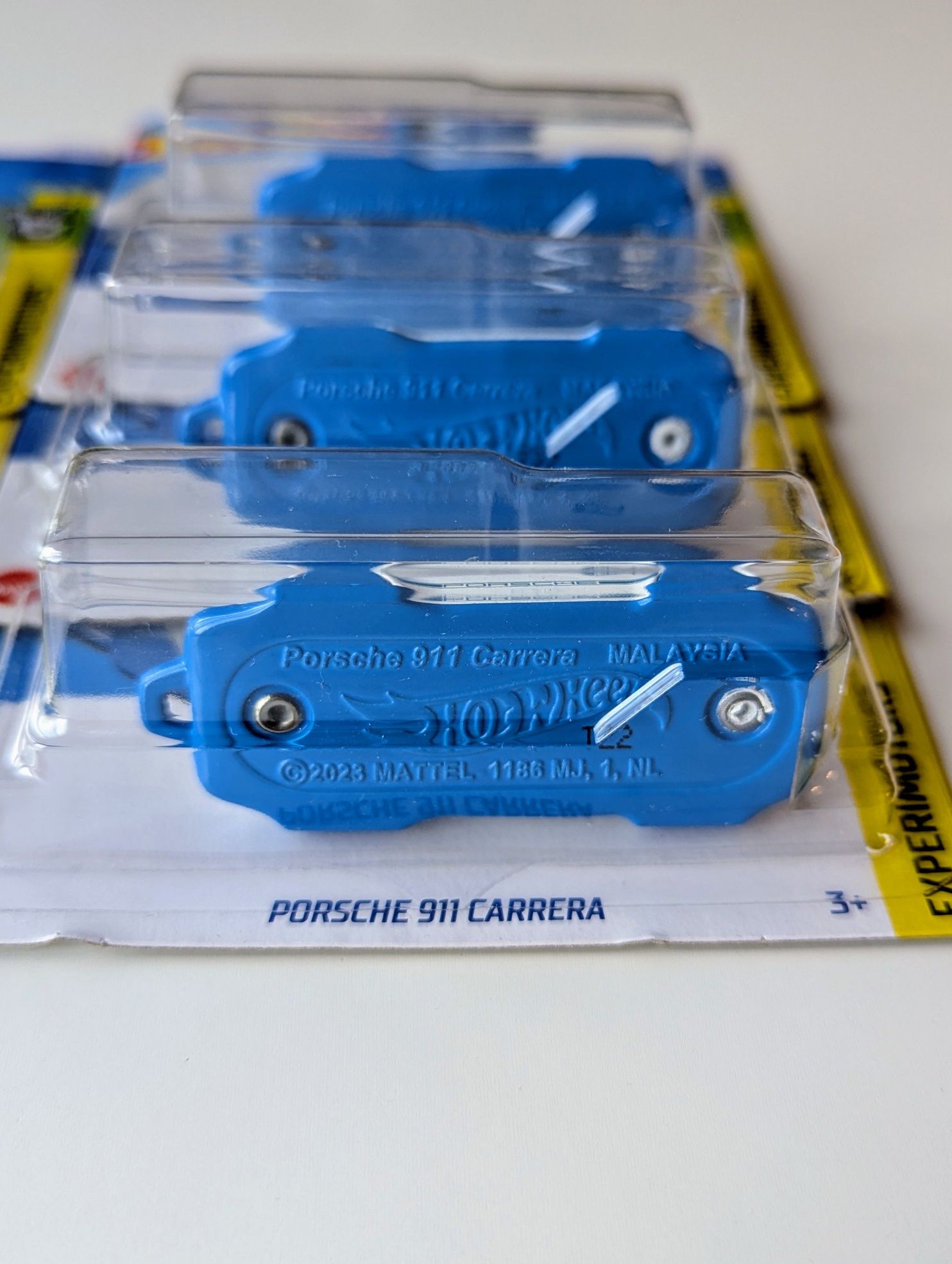 Брелок Порше Хот Вілс Hot Wheels Porsche 911 Keychain
