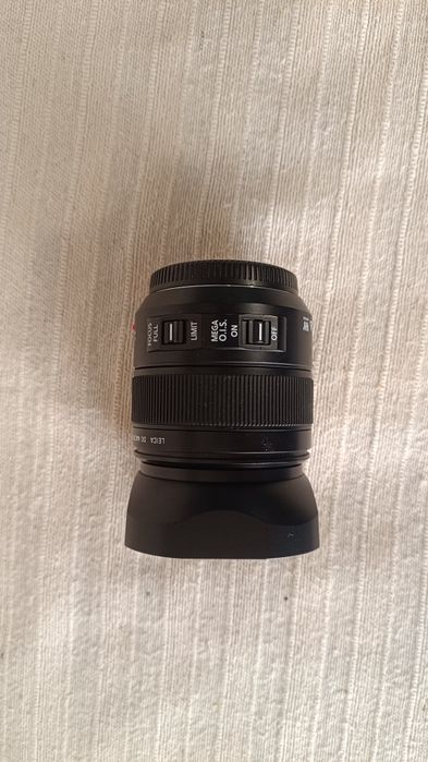 Lente Panasonic 45mm F2.8 Macro com IS Leica  Macro Elmarit