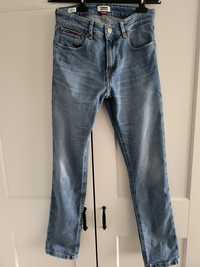 Tommy Hilfiger spodnie jeansowe W 27 L 30 proste z przetarciami