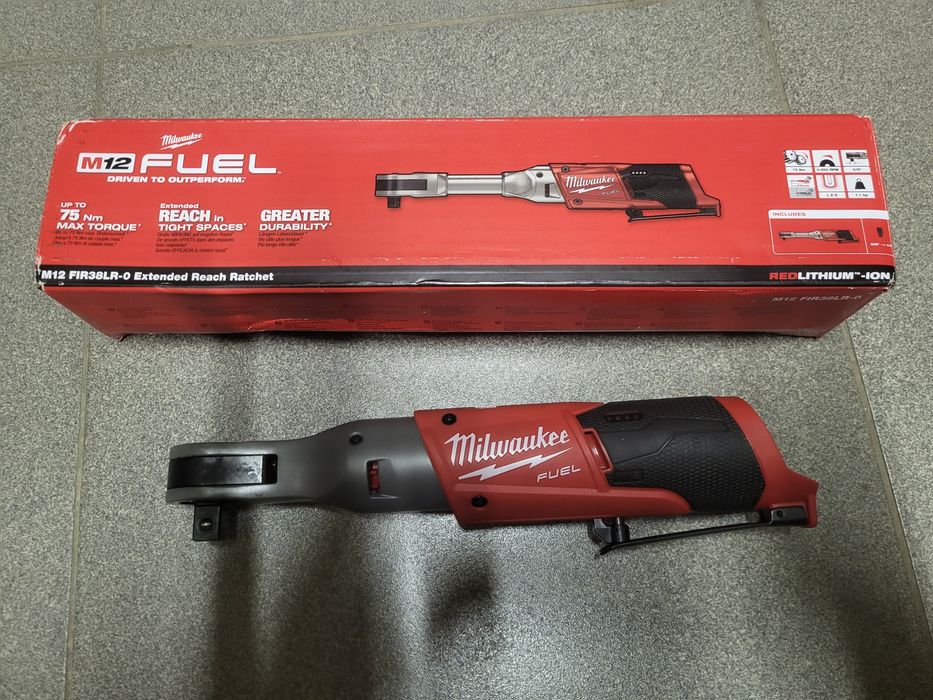 Milwaukee 2557 2558 2560 квадрат 1/2 та 3/8 кутовий гайковерт