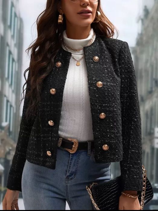 Укорочений твідовий   жакет  в чорному кольорі