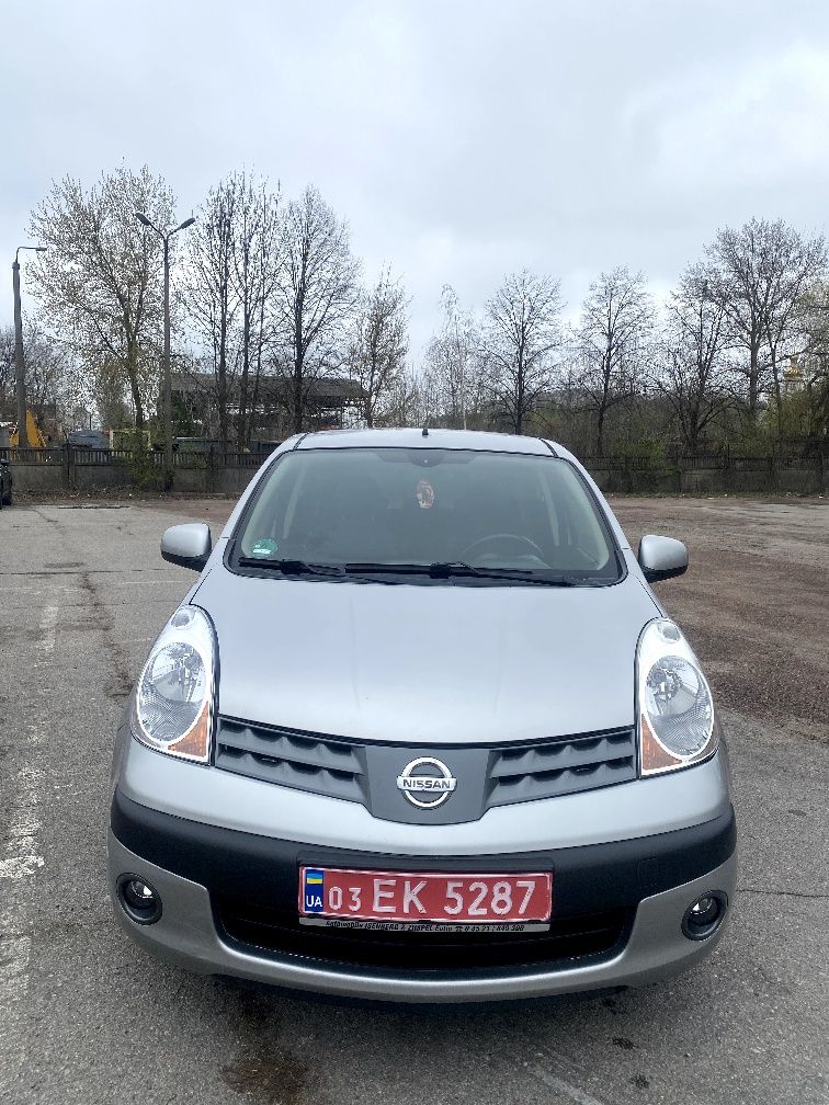 Nissan Note 2006 рік. 1.6 бензин