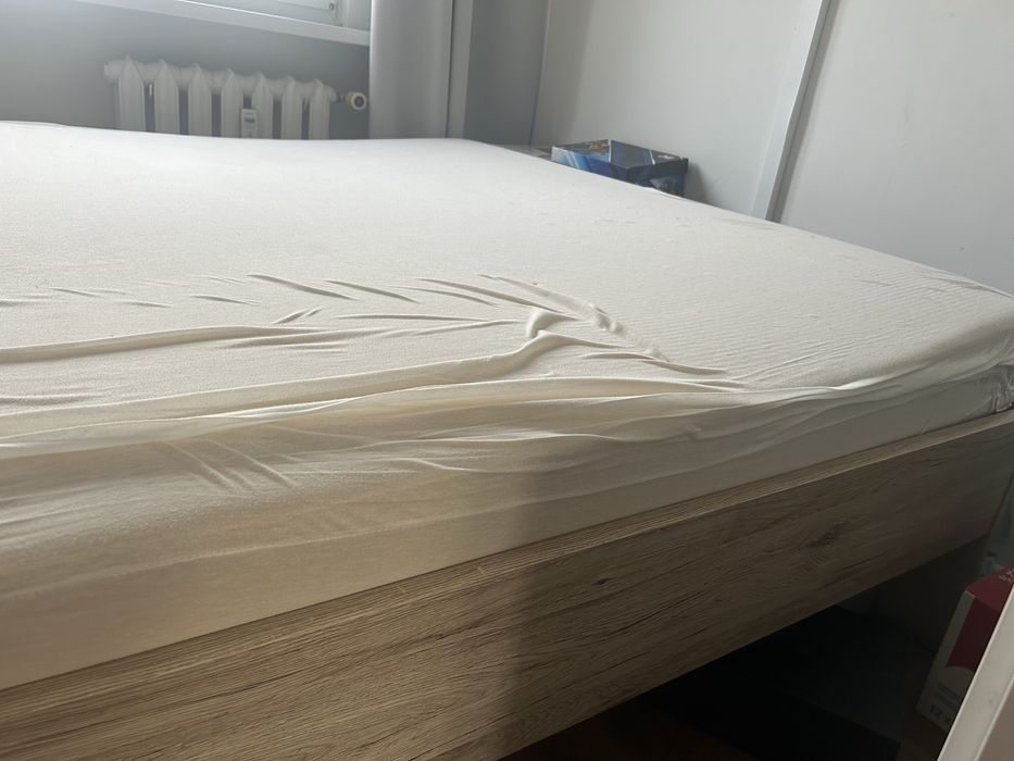 Materac piankowy oddam za dwie kawy !!