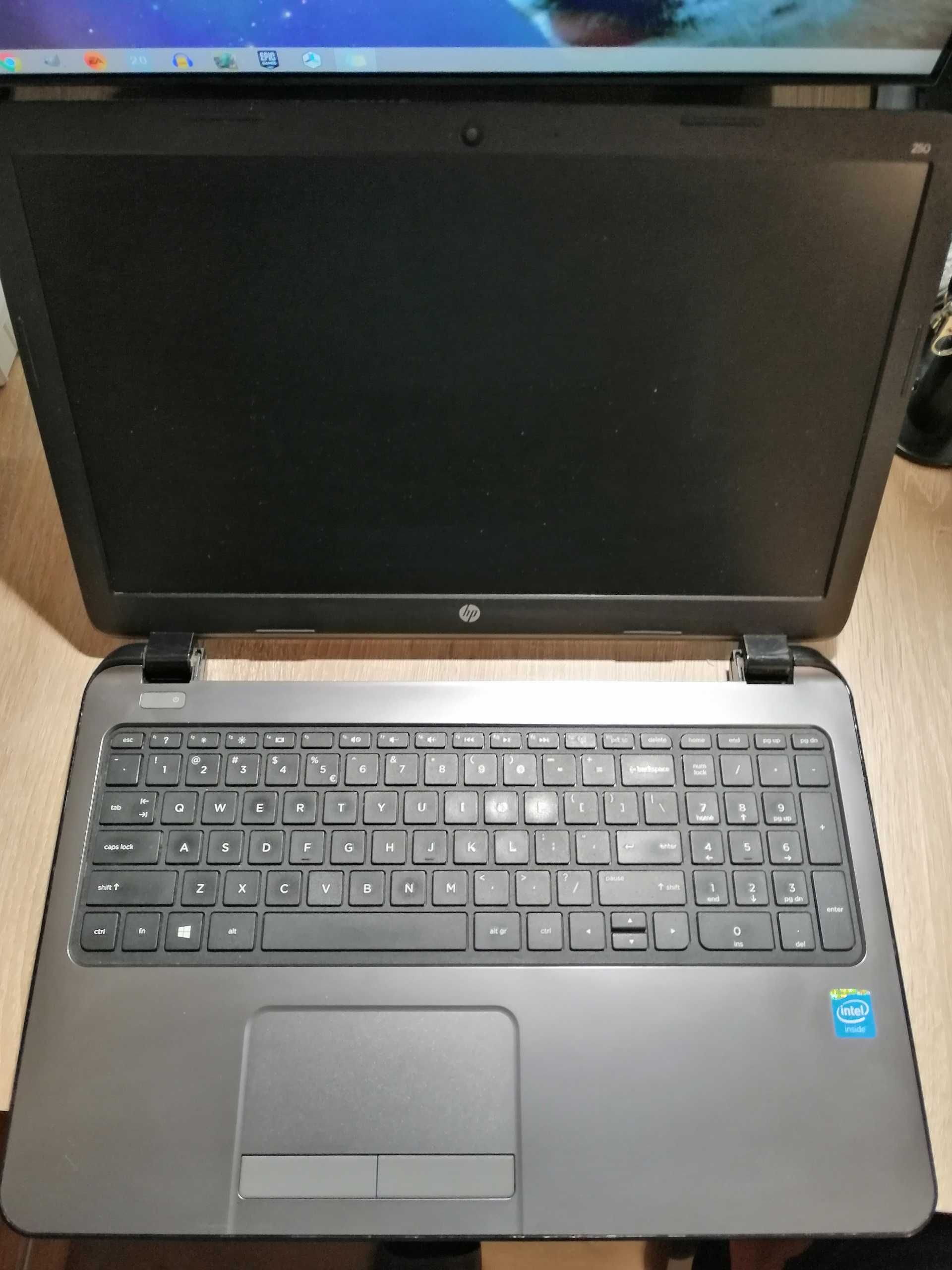 Laptop - HP 250 G3 - 2 GB RAM, Dysk SSD 120 GB, WINDOWS 8.1