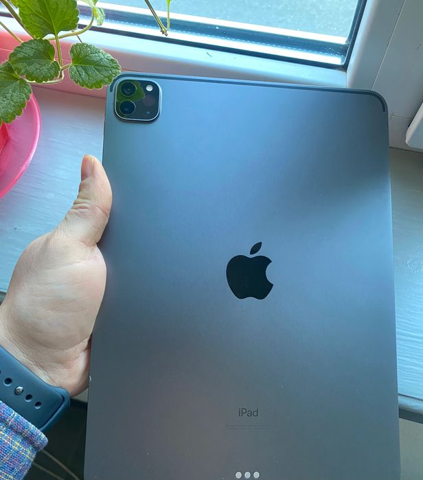 Apple iPad • iPad Pro 11” 2020 • Space Gray • AIR 4 LTE SIM!