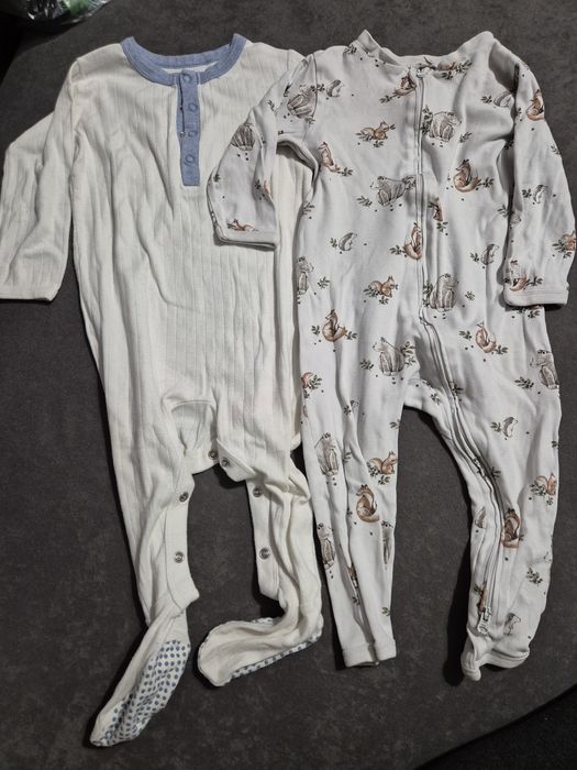Zestaw 2 piżamek r.80 śpiochy pajace