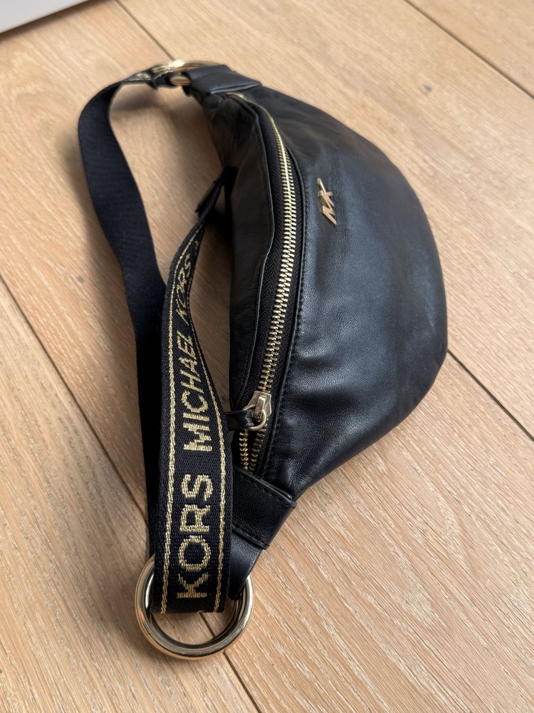Сумка на пояс Michael Kors