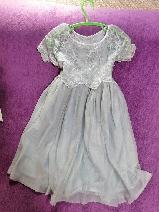 Нарядные платья 6-8 лет