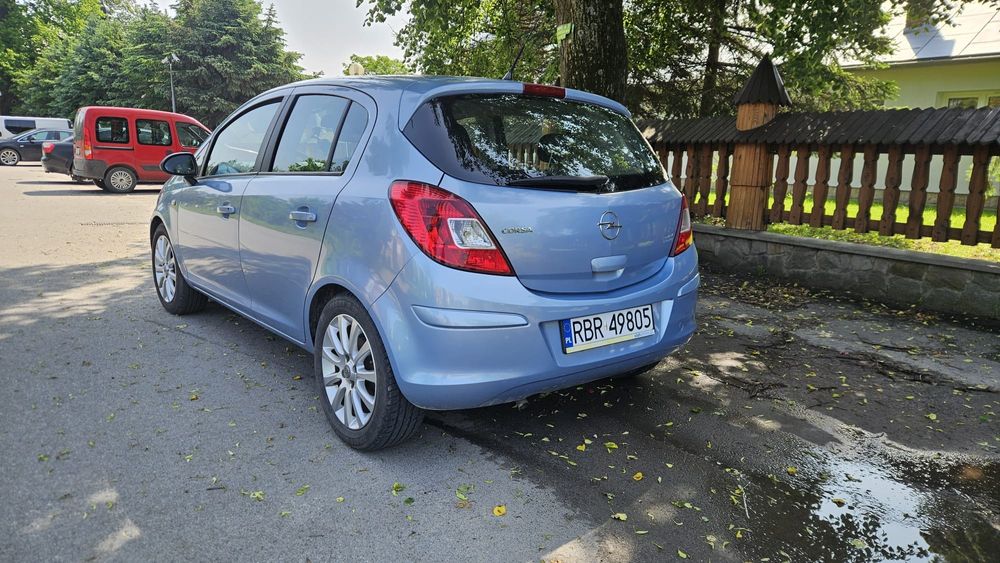 Opel Corsa D 1.2 Benzyna | 2009 | 122 000 km | Brzozów