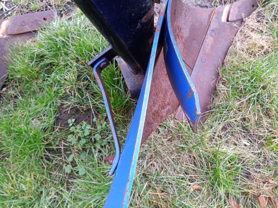 Pług 4 skibowy unia grudziądz