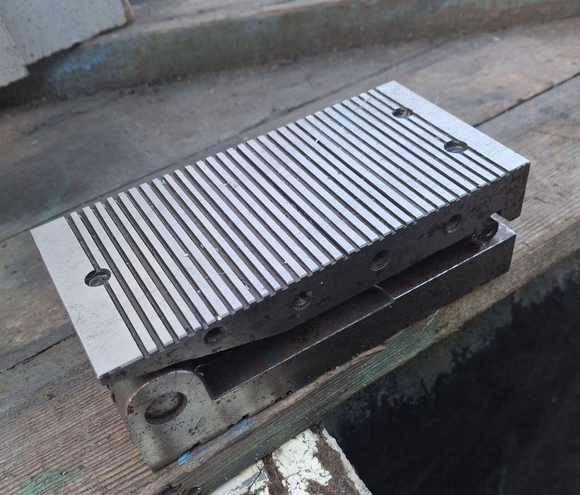 Стол  синусный .