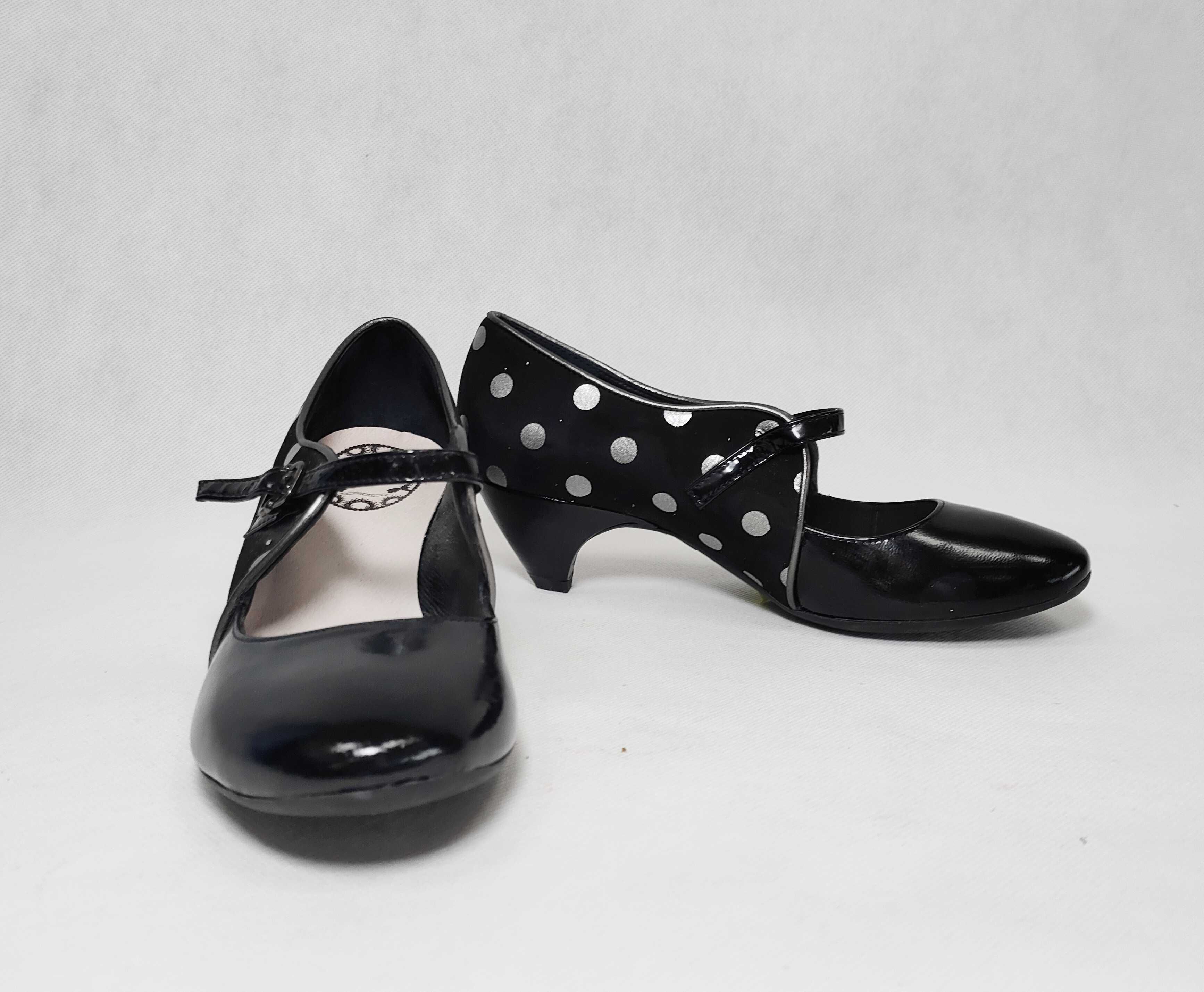 Czółenka skórzane buty na obcasie lakierowane FORNARINA 37 24cm BD0145