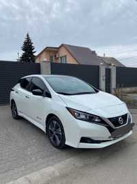 Продам авто Nissan Leaf