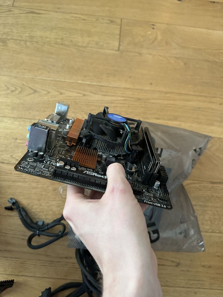 Komputer intel I5 6400 + asrock h 110 m + 16 gb ram + stock cooler