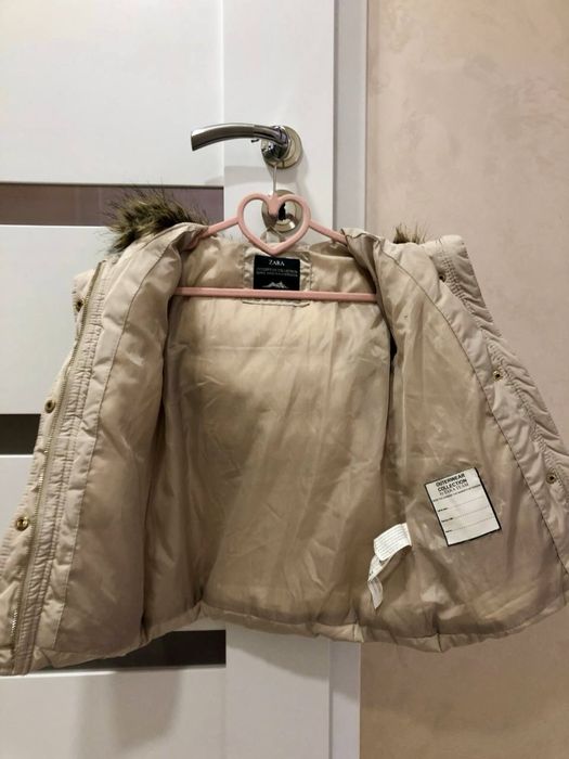 Тепла куртка Zara розмір 6