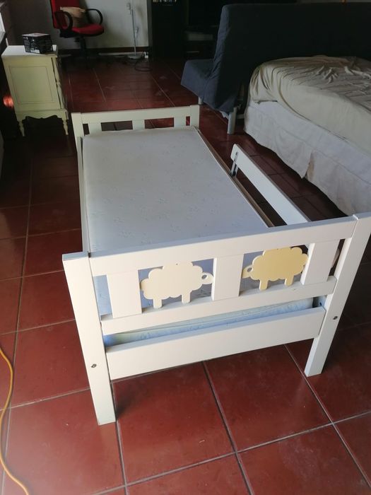 Cama de criança IKEA KRITTER com colchão