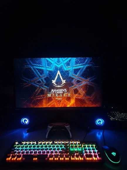 Nowa Retro Klawiatura Mechaniczna z Podświetlaniem RGB