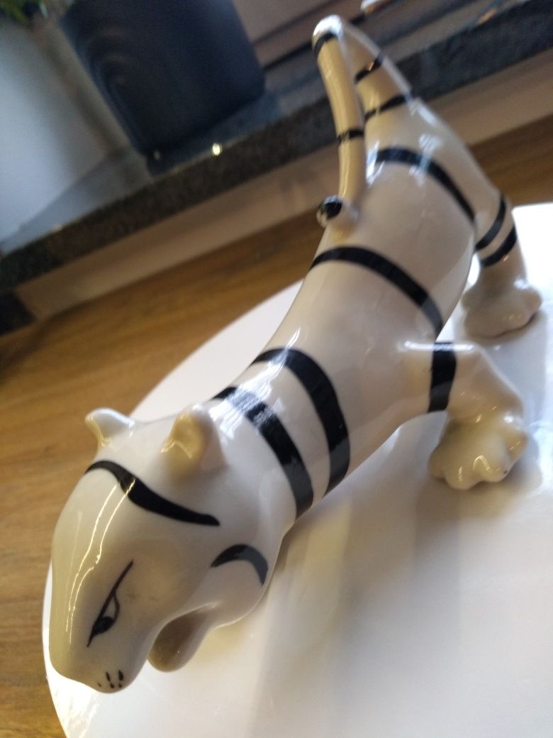 Figurka Tygrys porcelana Chodzież