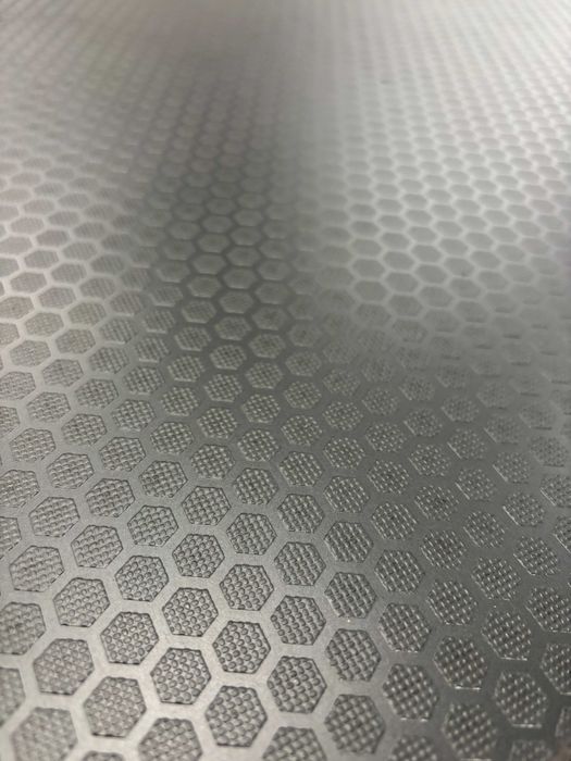 WYPRZEDAŻ: sklejka CZARNA HEXA / 9 mm / 1550 x 2250