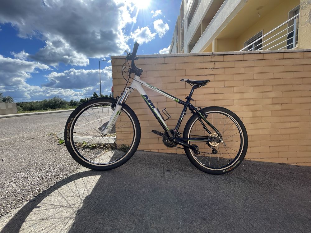 Bicicleta KTM semi-nova