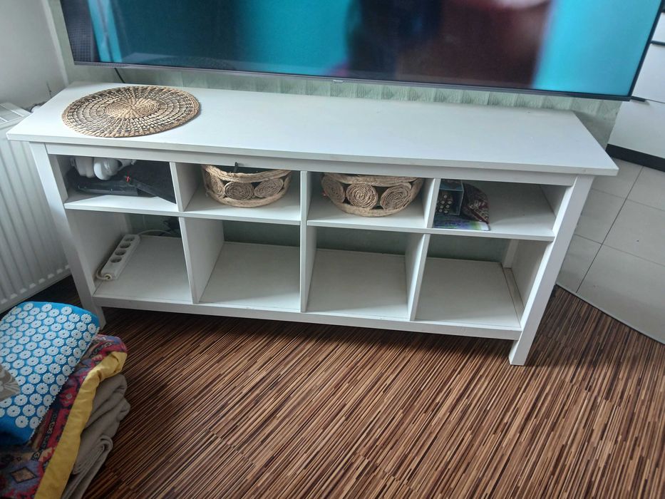 Szafka pod telewizor drewniana ikea