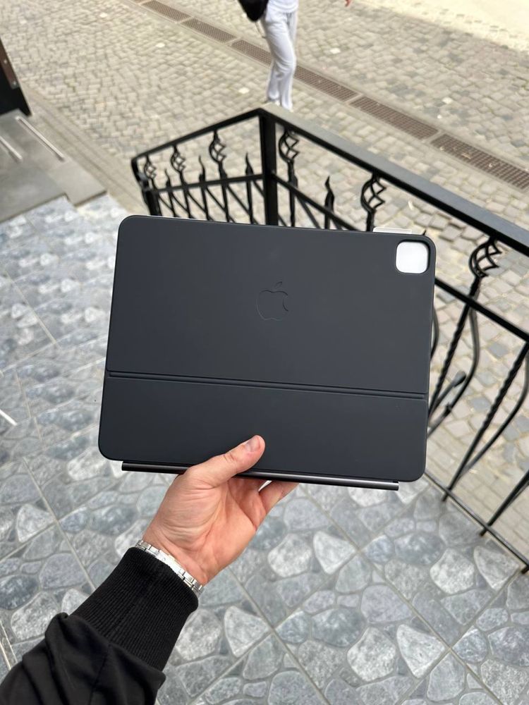 Нова Apple клавіатура Magic KeyBoard M4 13" Black MWR53 NEW Open Box
