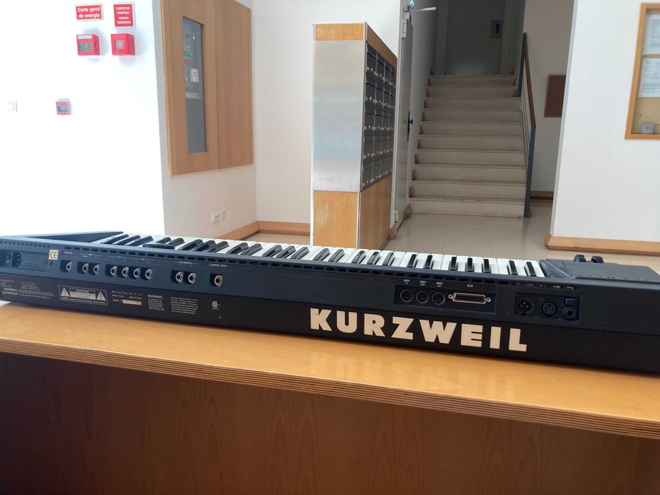 Kurzweil K2000 Sintetizador