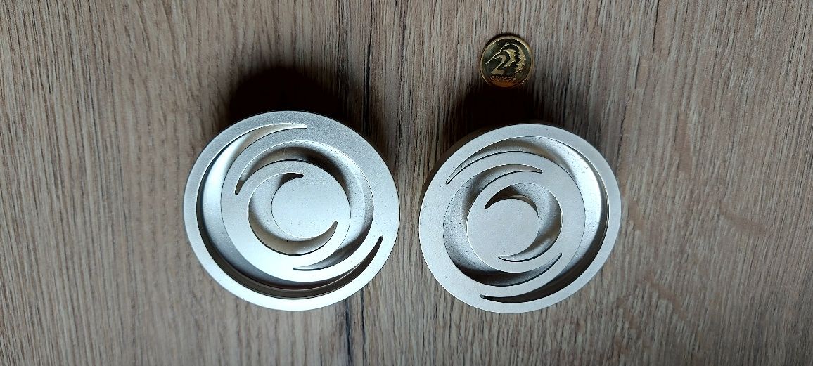 Uchwyty  czarne,    krawedziowe srebro ,, aluminiowe, złote