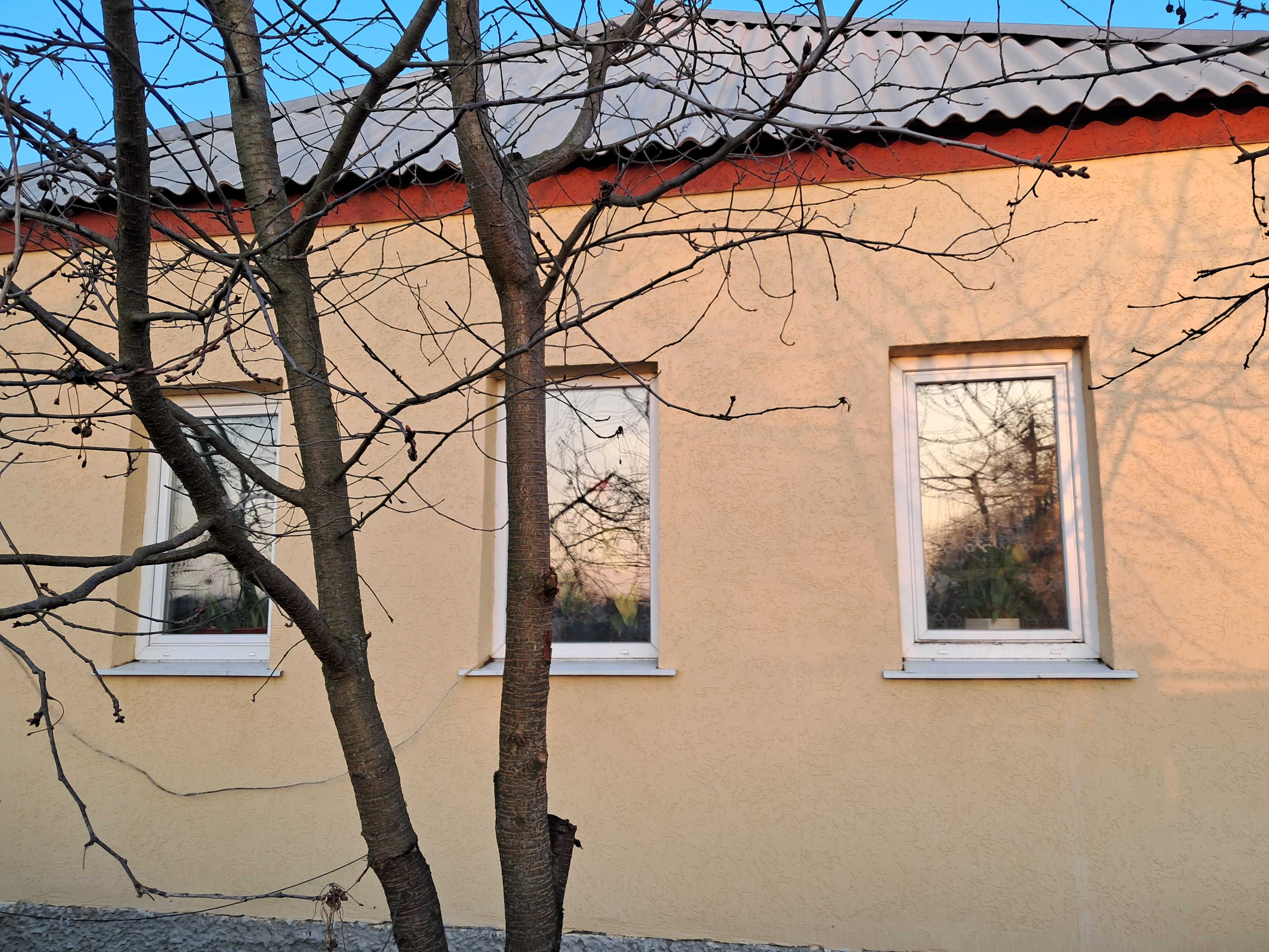 Продам будинок зі зручностями