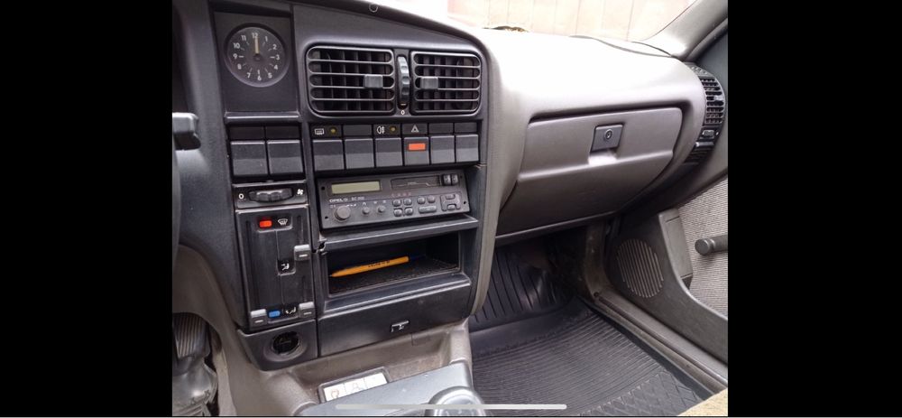 Опель омега А Опель